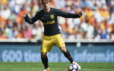 OK体育精华-久保建英吊射戏耍门将得分