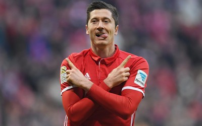 OK体育动态-从边锋到边卫他全能