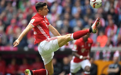 OK体育播报-萨拉赫面对门将挑射得手